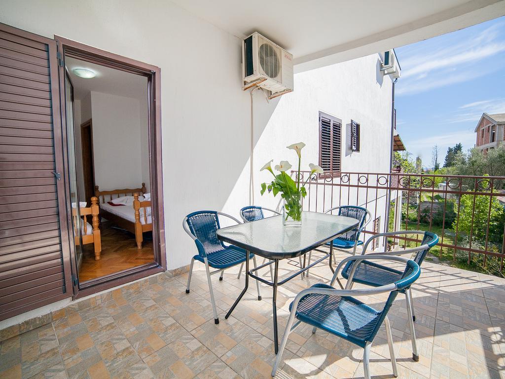 Apartments Viktorija Petrovac Habitación foto